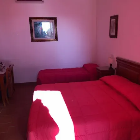 Affittacamere Villa Bagno Santo-3
